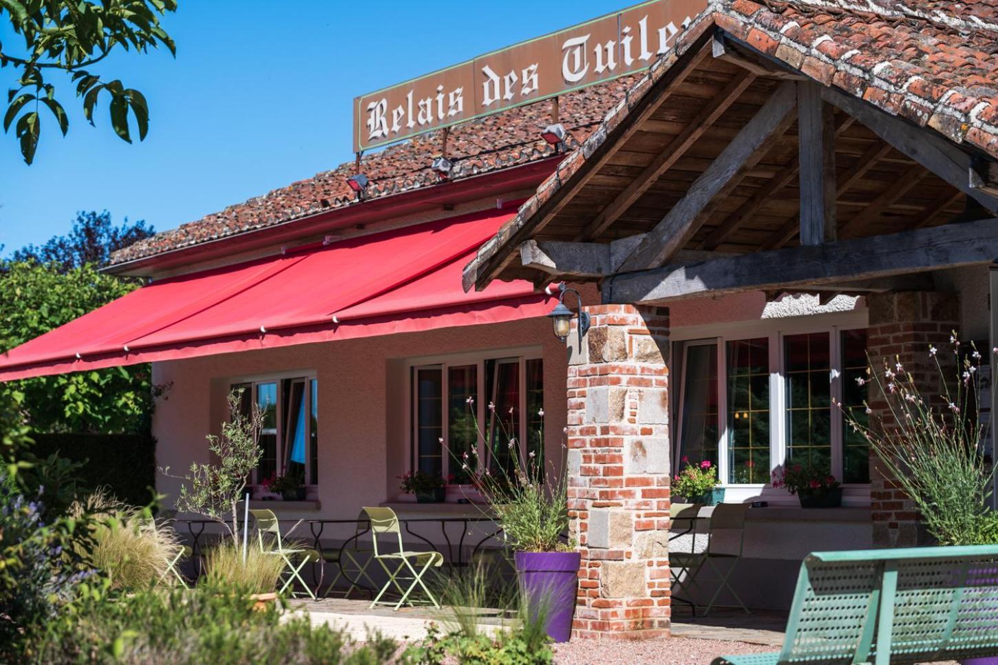 Le Relais Des Tuileries Hotel Sereilhac Екстериор снимка