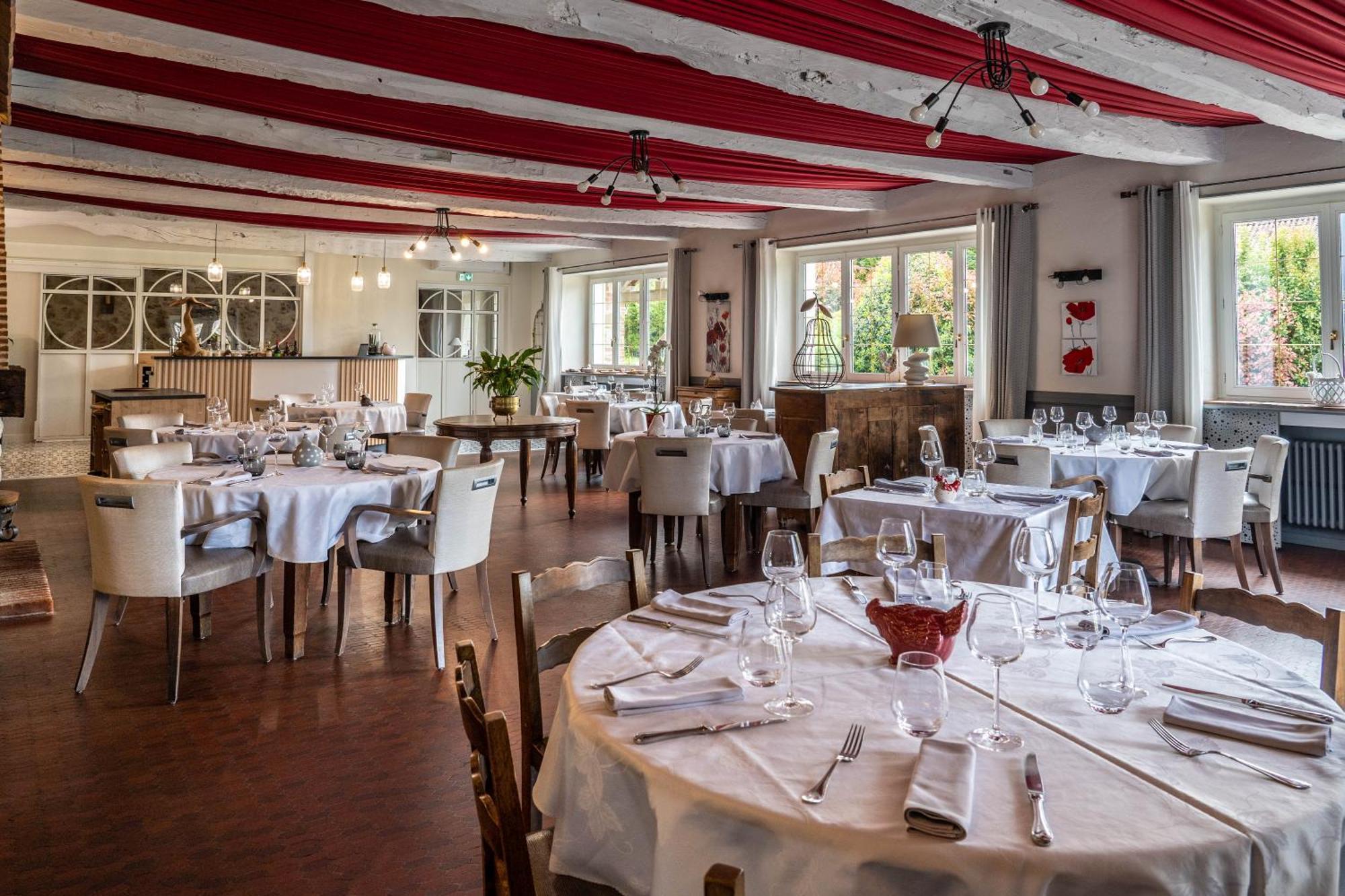 Le Relais Des Tuileries Hotel Sereilhac Екстериор снимка